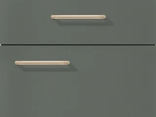 Minimalistisches Küchenschubladendesign mit schlanken, horizontalen Griffen auf einer glatten dunkelgrauen Fassade, das moderne Eleganz und klare Funktionalität verkörpert.