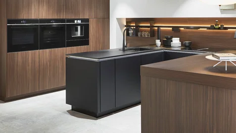 STRUCTURA 407, Nussbaum Milano Nachbildung (#5)