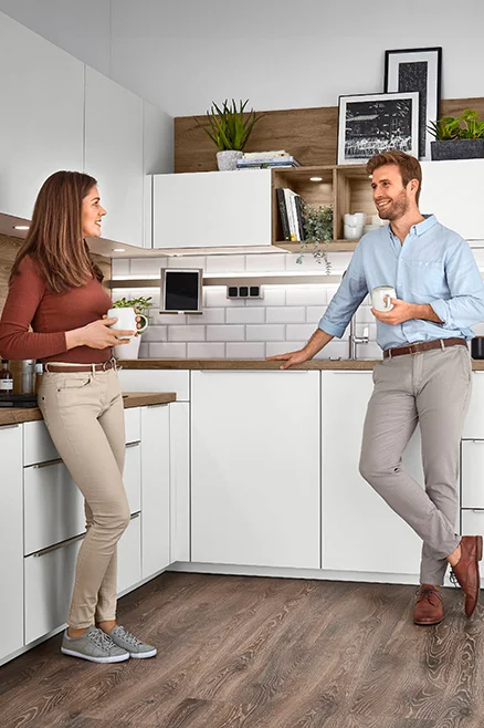 Küche mit angepasster Arbeitshöhe für optimale Ergonomie – unterschiedliche Aktivhöhen für jedermann.